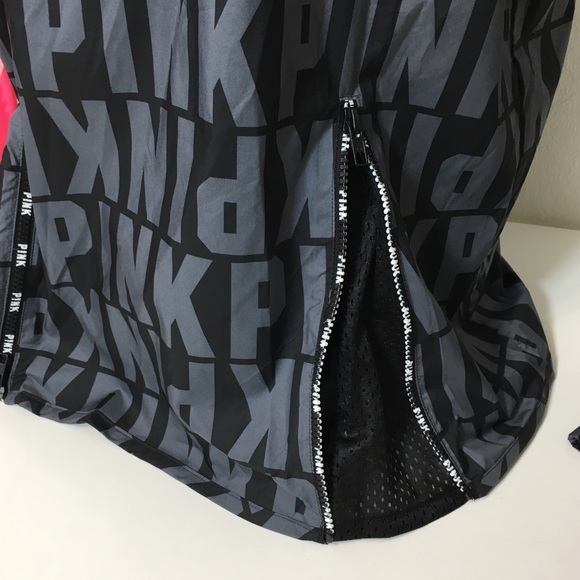 ⚠️2 LEFT⚠️NEW PINK VS LOGO HALF ZIP ANORAK HOODED - Picture 4 of 5